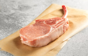 Tomahawk Pork Chop (1 lb)